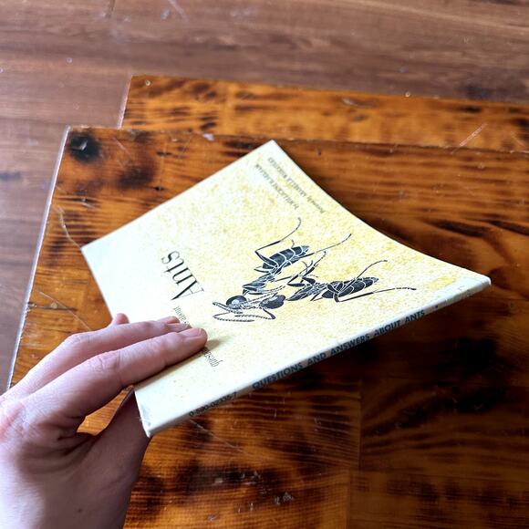 Vintage 1967 Questions And Answers About Ants Paperback Book - Picture 9 of 9